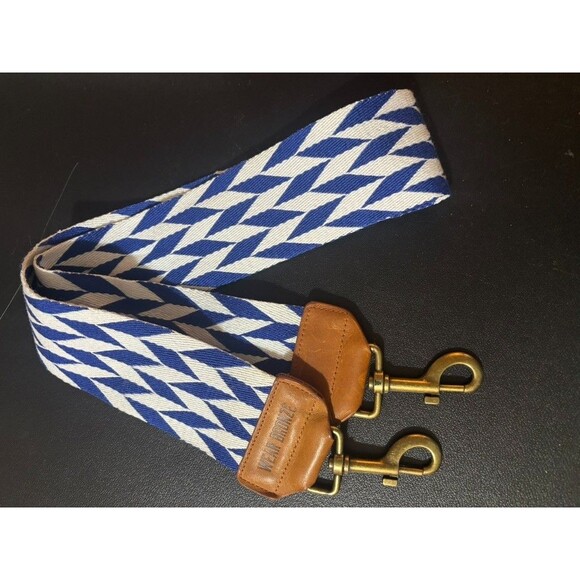 WEAR BRONZE Bag Strap Woven WHITE BLUE GEOMETRIC PATTERN LETHER ACCENTS - Picture 1 of 7